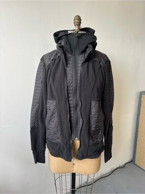 lululemon athletica Black Quilted Hybrid Hooded Performance Jacket